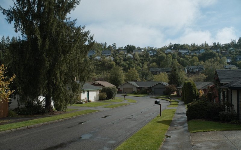 Lea Hill neighborhood in Auburn WA featuring suburban homes on the plateau with Pacific Northwest mountain views